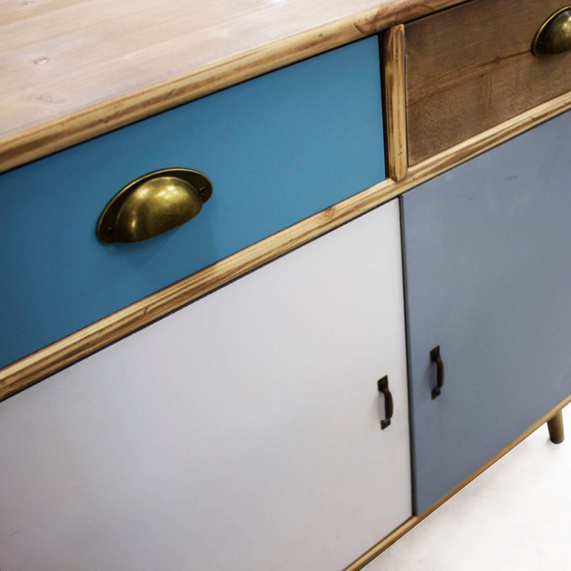 Mobiletto Surrey con cassetti stile country chic compatto