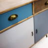 Mobiletto Surrey con cassetti stile country chic compatto