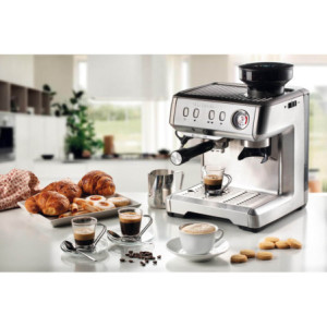 Zoom Macchina da Caffè con Macinacaffè - 1 e 2 Tazze - 15 Bar - 1600 Watt