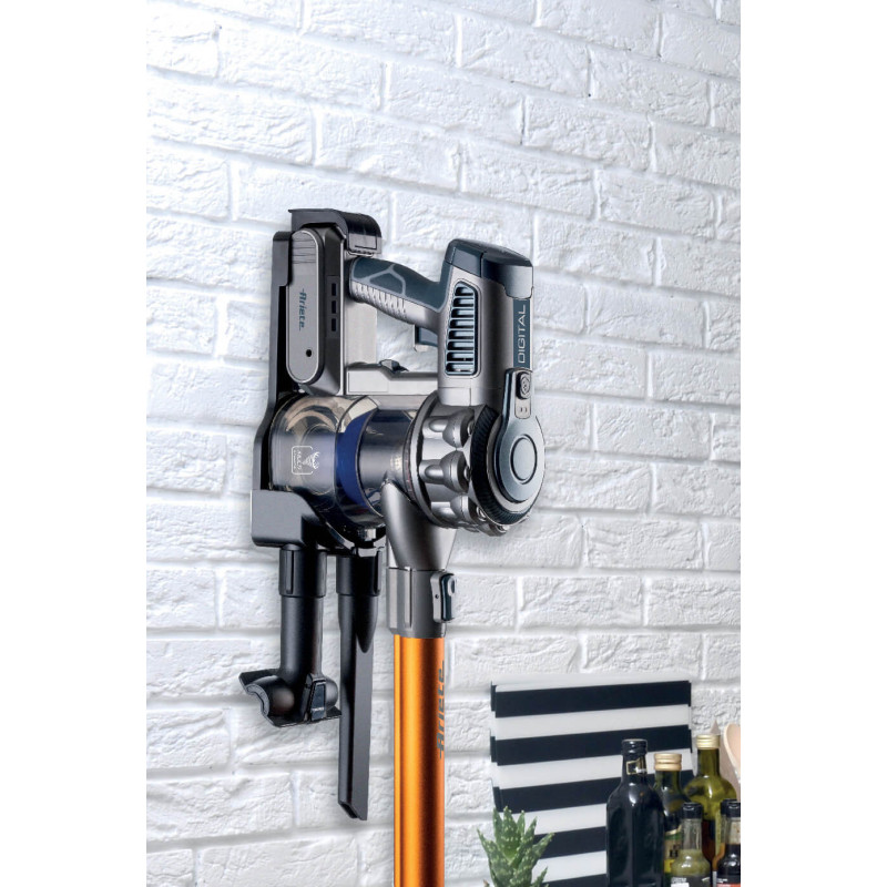 Scopa elettrica cordless motore digitale 3 filtri arancio moderna