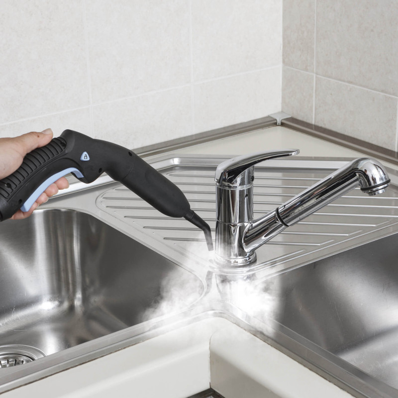 Pulitore a vapore 1500W 5 bar 45 min kit accessori bianco