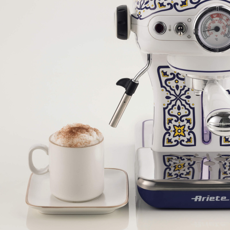 Macchina da caffè 850W serbatoio 0,9L filtro 1-2 tazze cappuccinatore