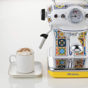Zoom Macchina da caffè Positano 850W - Serbatoio 0,9L - Filtro ½ tazze - Cappuccinatore