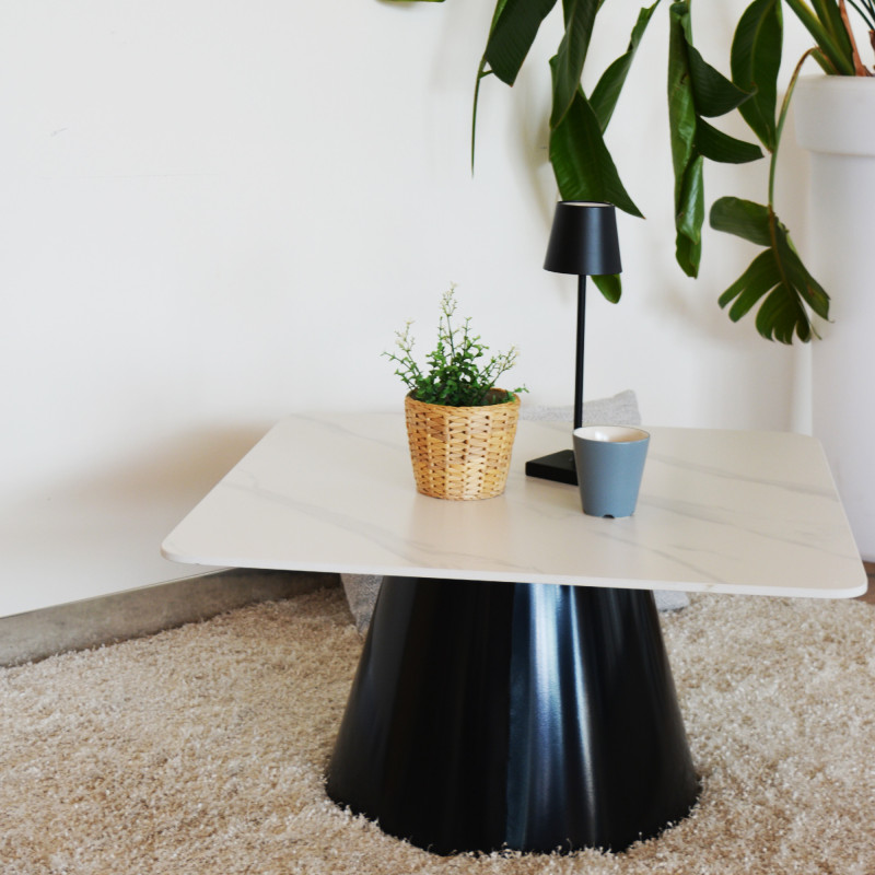 Tavolino Ring pietra effetto marmo base nera moderno elegante