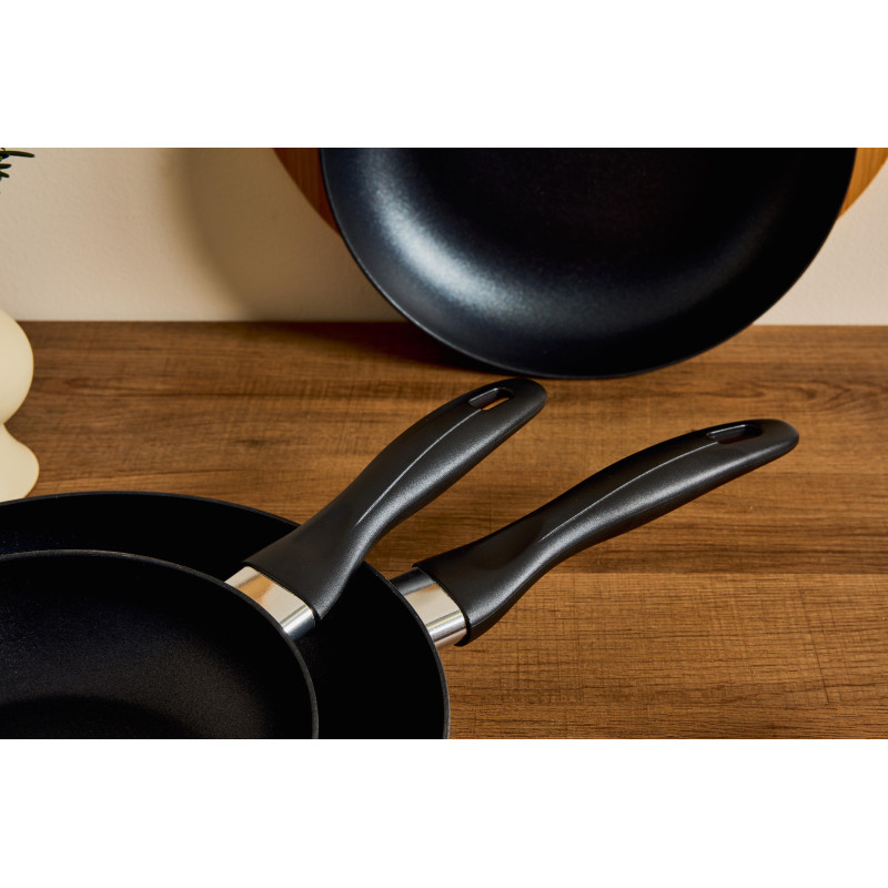 Set di 6 padelle alluminio cm24 grigio fondo induzione cucina