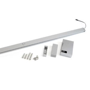 Barra Appendiabiti per armadi con luce LED Castor, batteria estraibile e sensore di movimento, L1.158 mm, Tecnoplastica e
