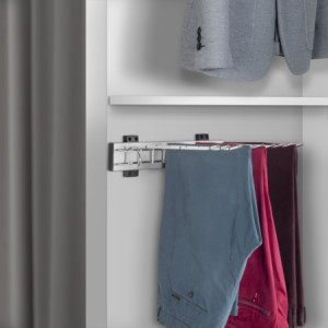 Zoom Portapantaloni con montaggio laterale per armadio Self, mano destra, Acciaio, Tecnoplastica e Alluminio, Cromato lucido