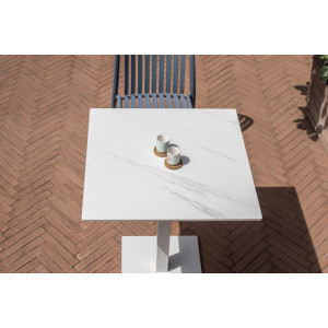 Zoom Piano In Gress 70x70 Marmo Bianco Moia