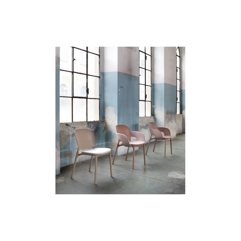 SET 4 POLTRONE HUG TECNOPOLIMERO DA POST CONSUMO INDUSTRIALE SCAB DESIGN