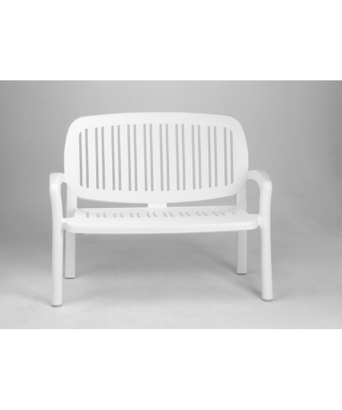 PANCHINA mod. LIPARI IN POLIPROPILENE di colore BIANCO, IMPILABILE - MADE IN ITALY